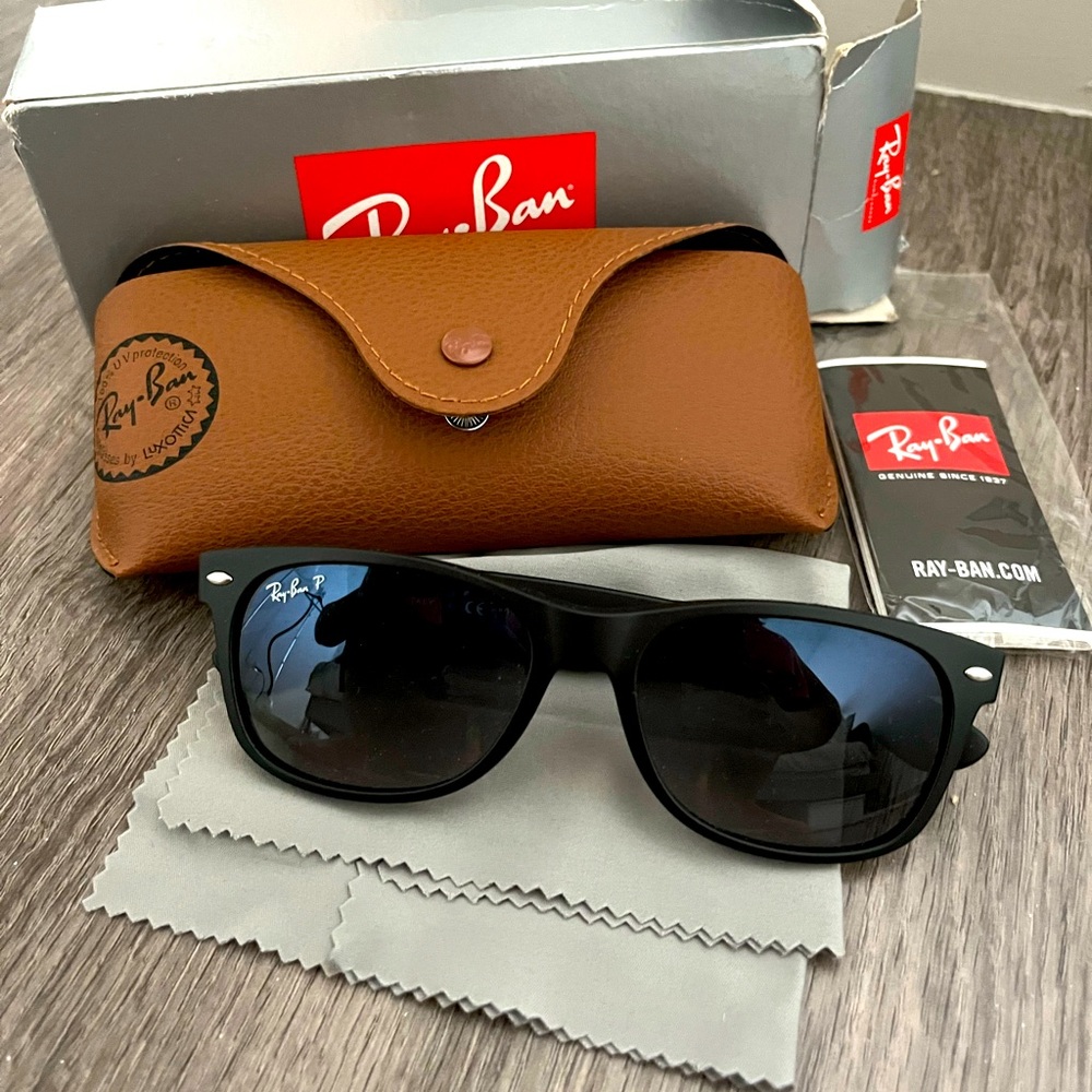 Rayban wayfarer sunglasses